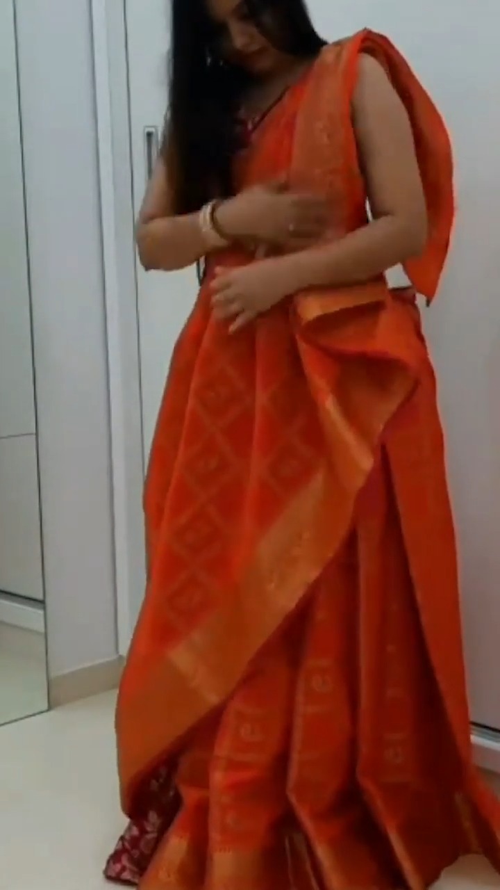 Lehenga draping style with saree . . . . #lehenga #lehengadraping  #lehengadrapingstyles #halfsaree #sareedraping #saree #sareedraping… |  Instagram