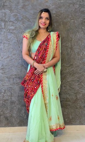 saree draping modern style